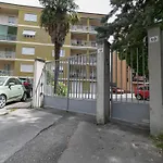 Turati Family Balcone E Posto Auto