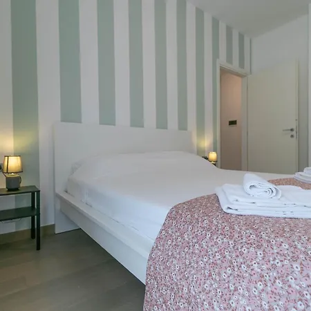 Welcomely - Turati Family Apartament *